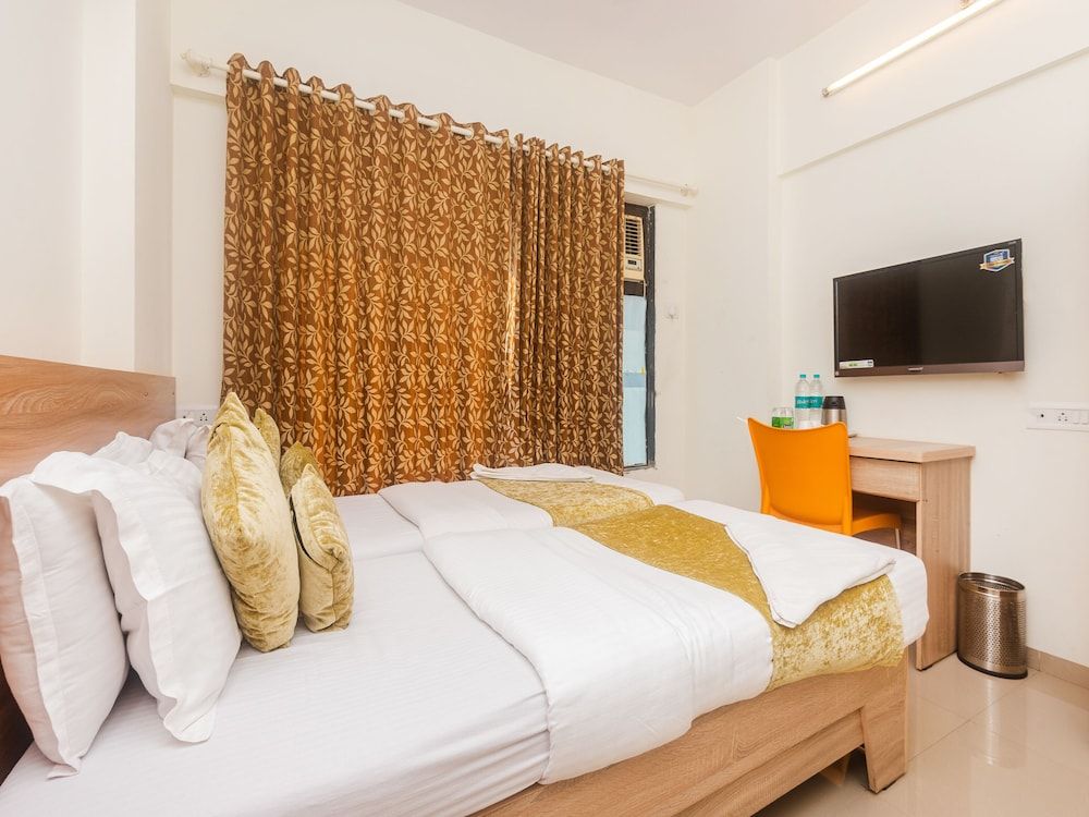 TULIIPSTAYS - Kanjurmarg Pluto Suncity Standard Room 4