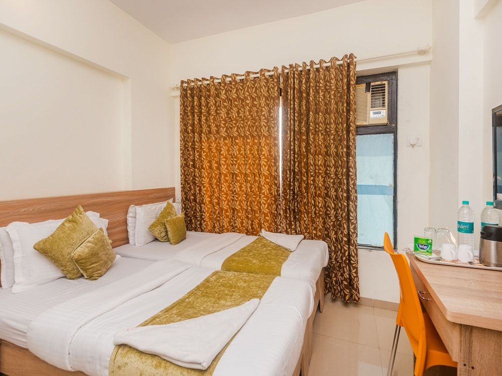 TULIIPSTAYS - Kanjurmarg Pluto Suncity Standard Room 7