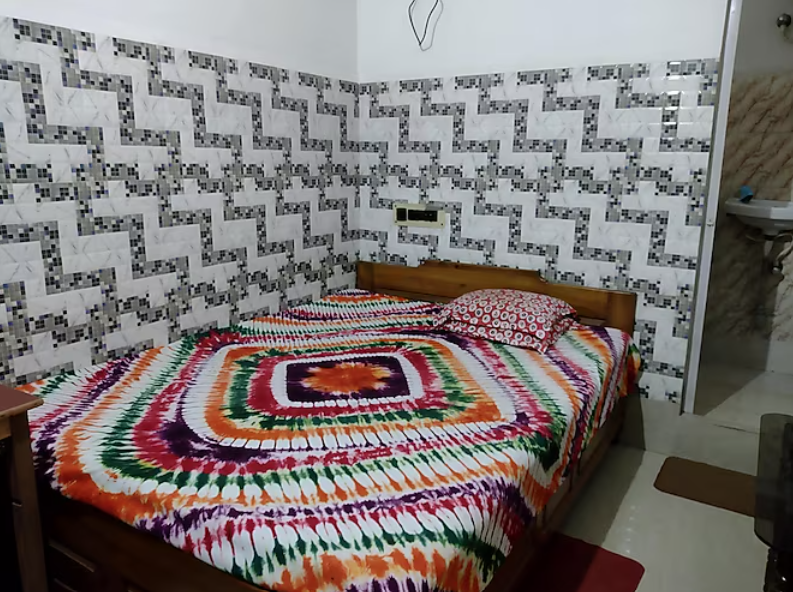 Small Room AC or Geyser