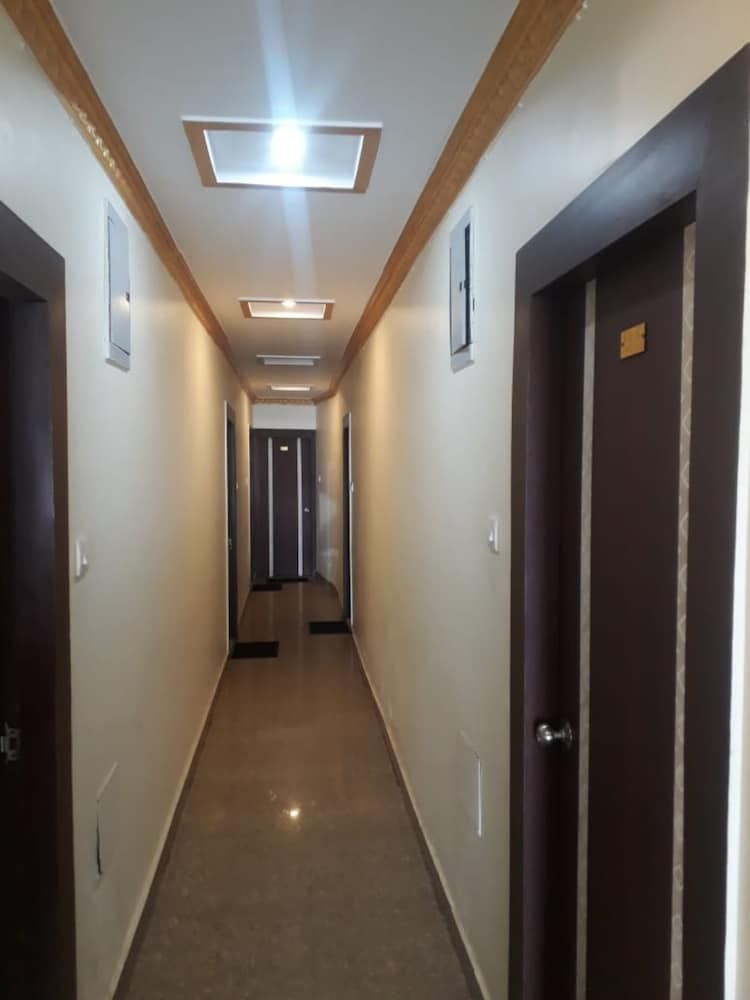 undefined Goroomgo Gouri Palace Puri 5