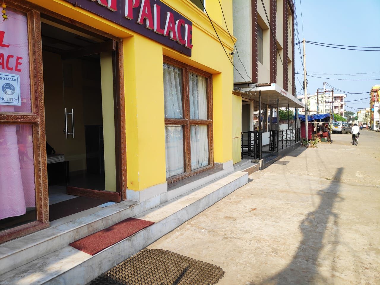 undefined Goroomgo Gouri Palace Puri 9