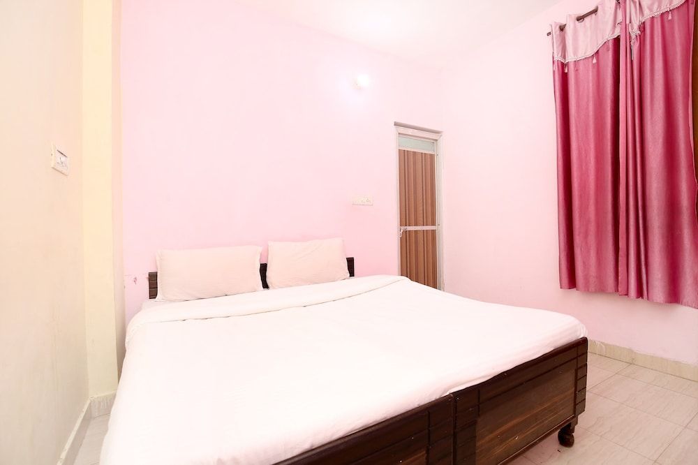 SPOT ON 37127 Primeland Standard Room 16