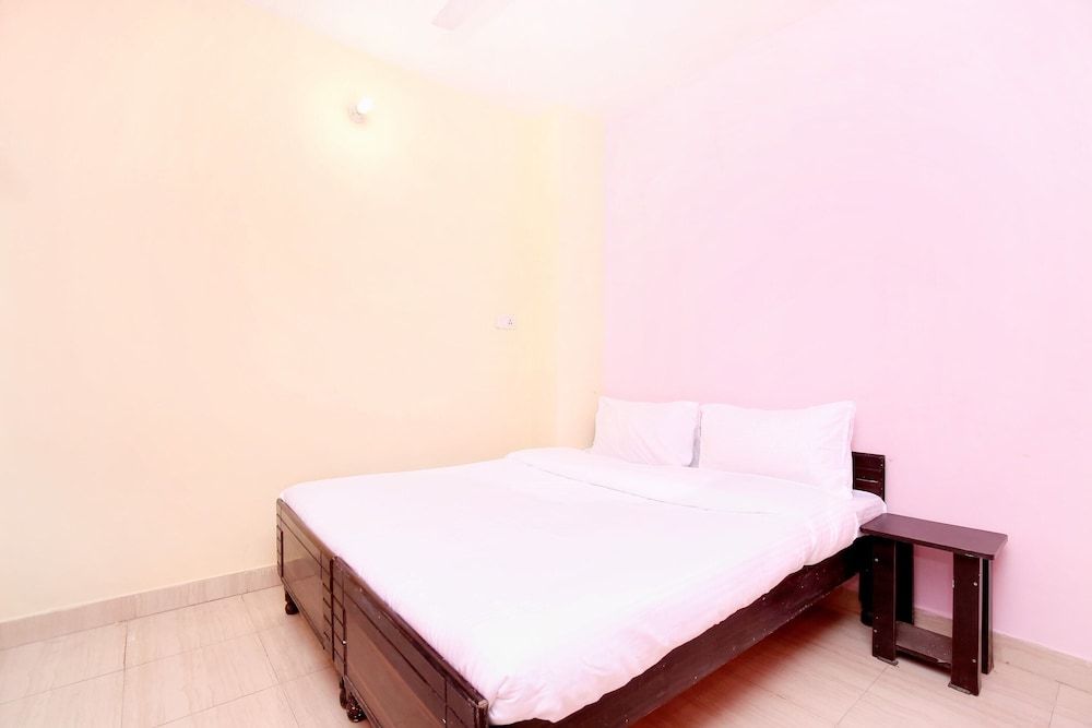 SPOT ON 37127 Primeland Standard Room 5