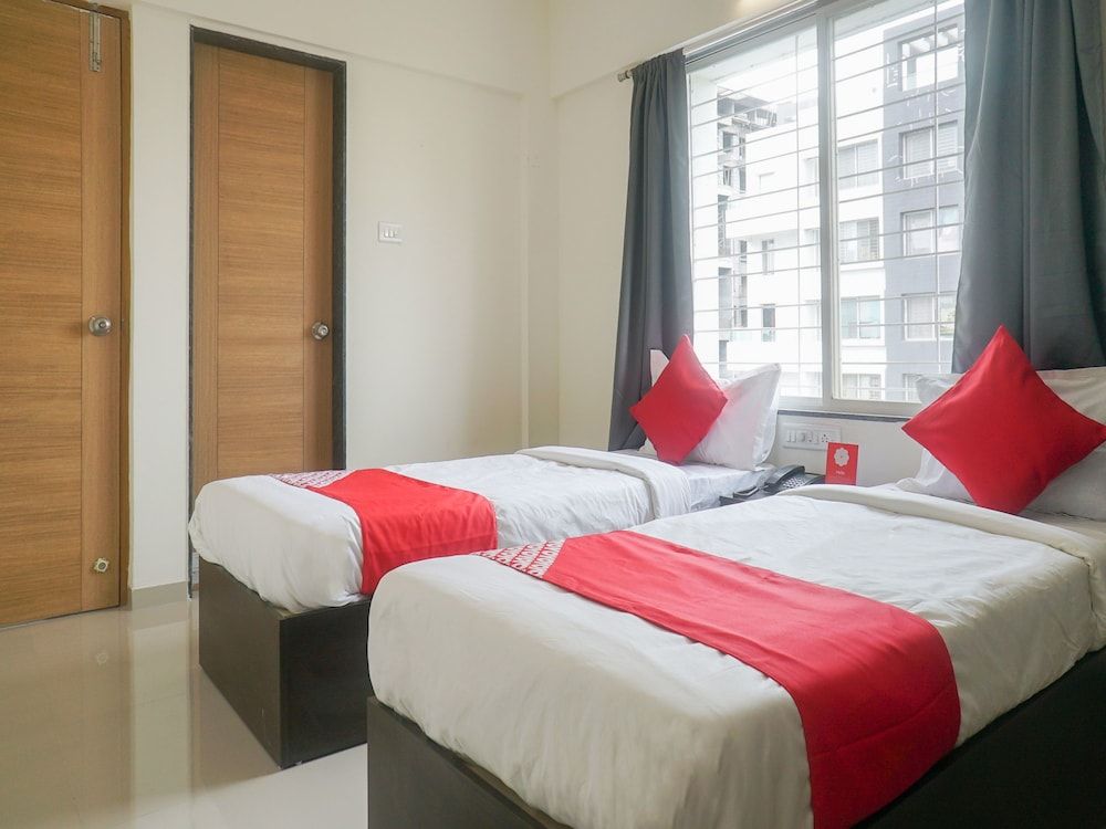 OYO 16570 I Suite Double or Twin Room 5