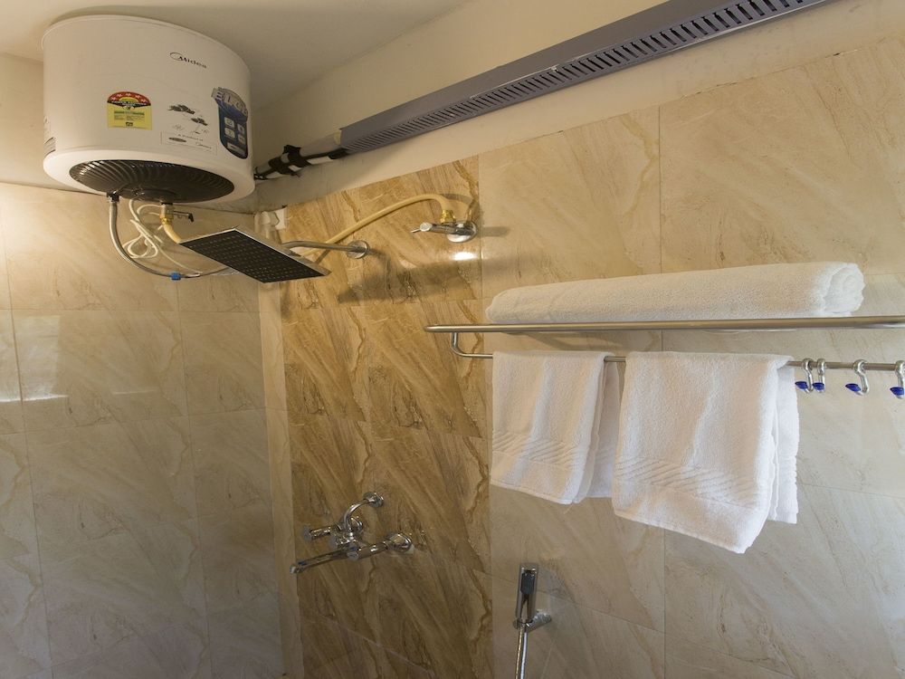 OYO 10108 Balewadi Double or Twin Room 10