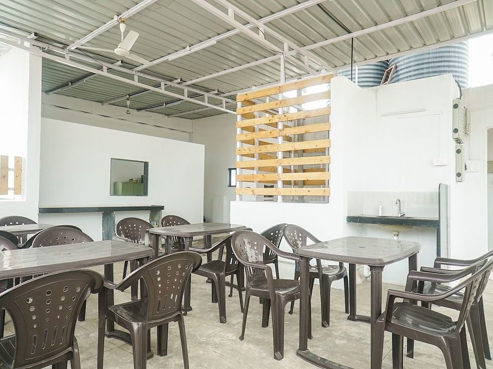 undefined OYO 15988 Soberdreams Service Apartment 10