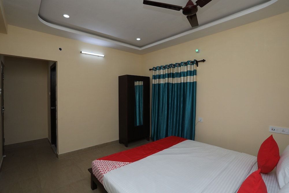 Collection O 17376 Adda New Town Standard Double Room 2