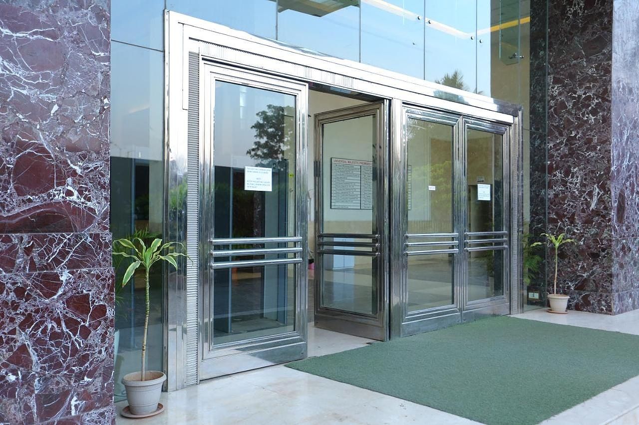 undefined Hotel Universal Garden 9