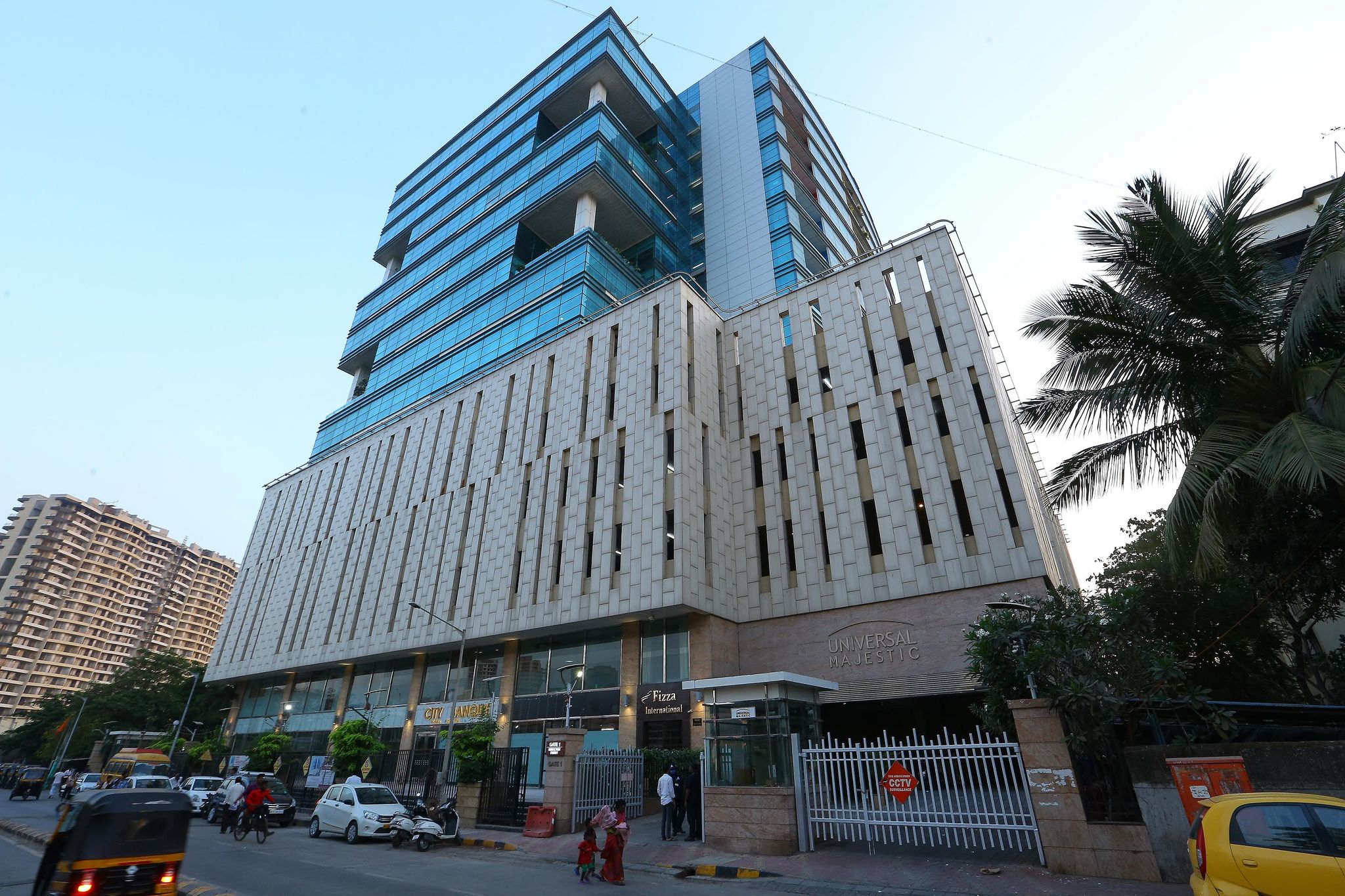 undefined Hotel Universal Garden 6