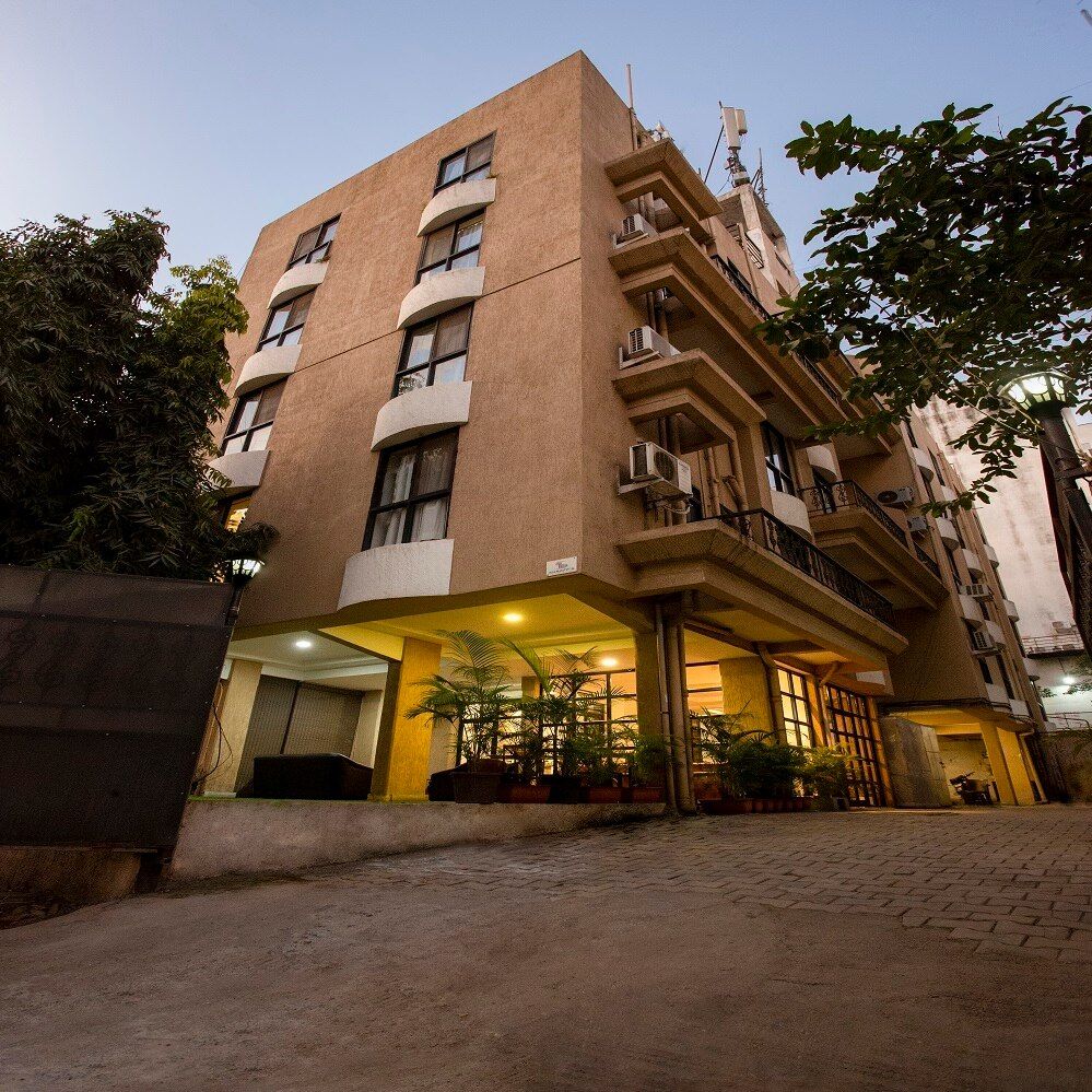 undefined Magnus Calypso Suites Viman Nagar 8
