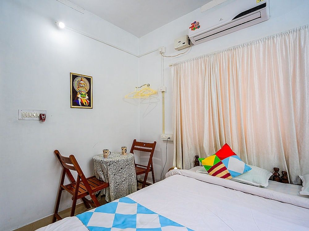 OYO 14757 Home Charming 2BHK Kundanoor Double or Twin Room 6
