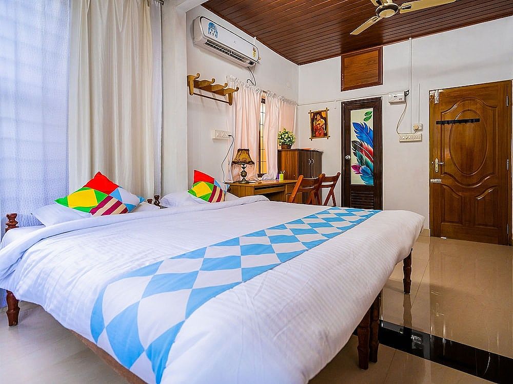 OYO 14757 Home Charming 2BHK Kundanoor Double or Twin Room 3