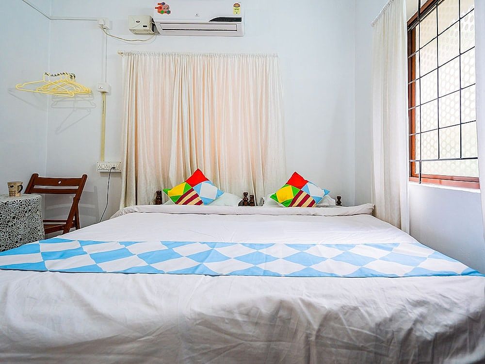 OYO 14757 Home Charming 2BHK Kundanoor Double or Twin Room 2