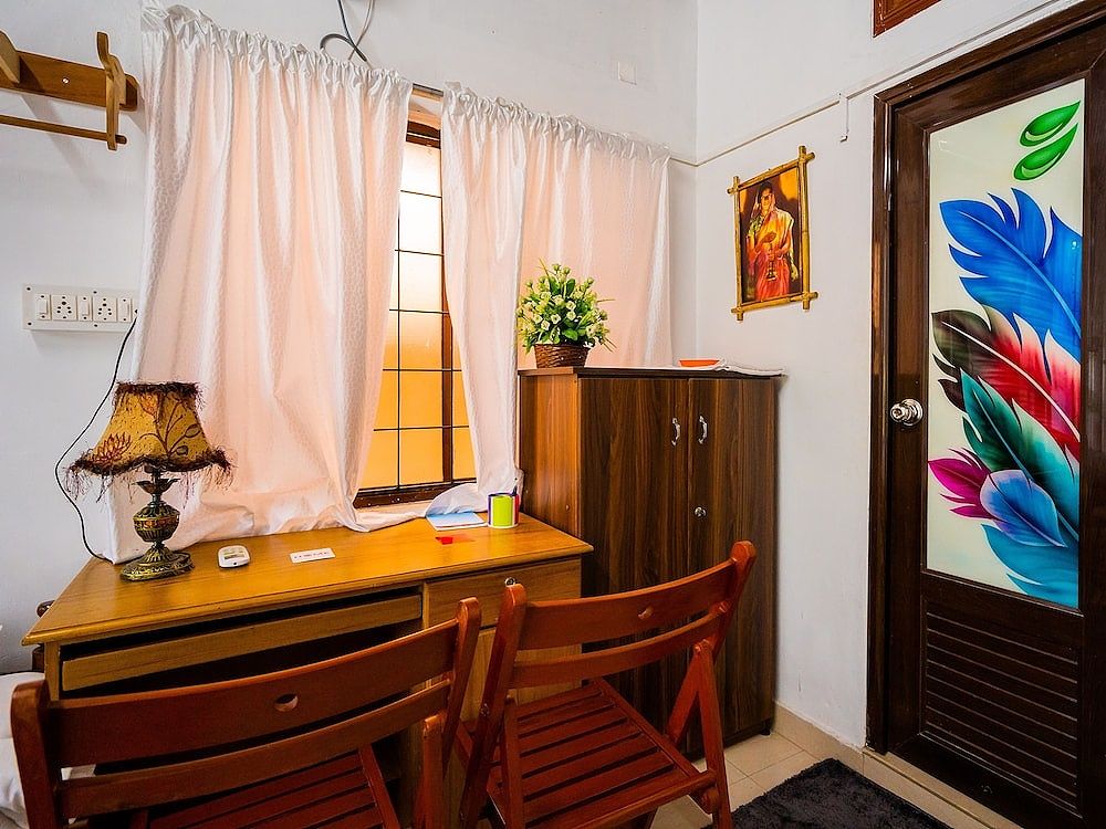 OYO 14757 Home Charming 2BHK Kundanoor Double or Twin Room 14
