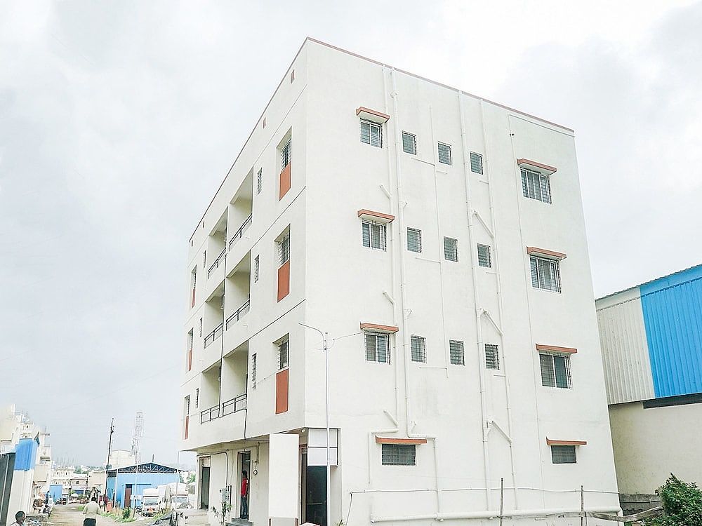 undefined OYO 14747 Hotel Prathik 3