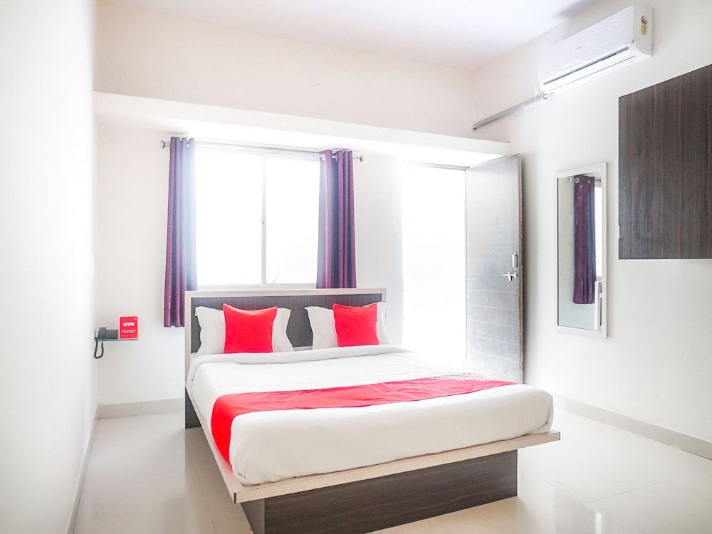 OYO 14747 Hotel Prathik Basic Double or Twin Room 12