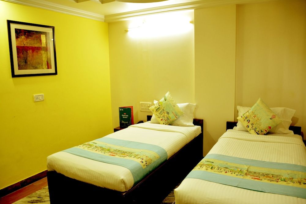 OYO 8244 Hotel Bliss Executive Double or Twin Room 9