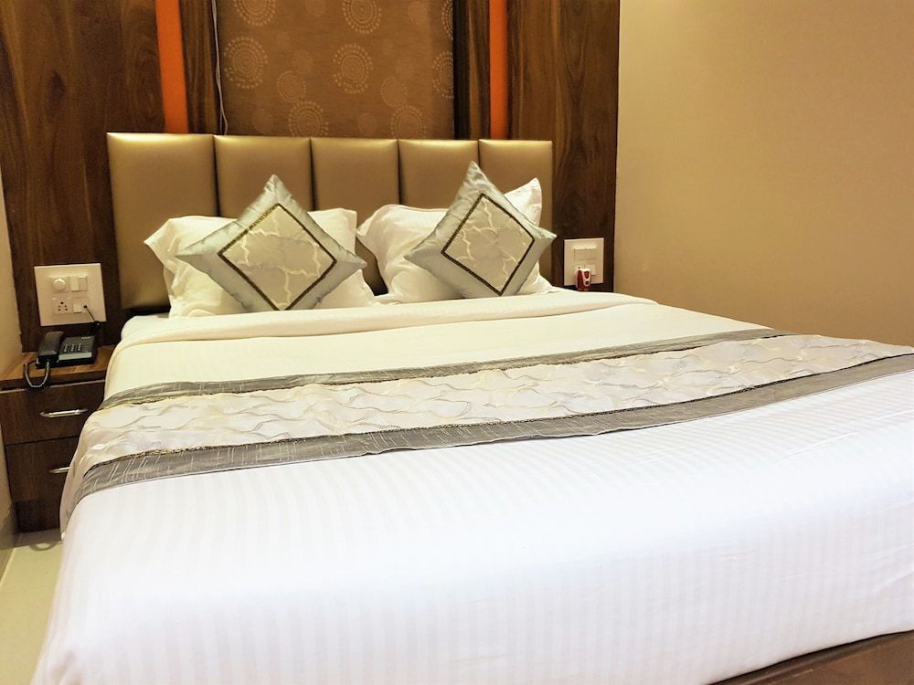 Hexa Nest Standard Double Room 8