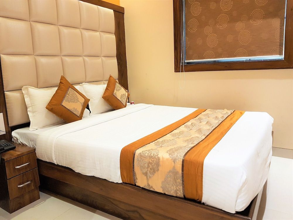 Hexa Nest Standard Double Room