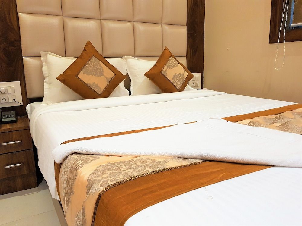 Hexa Nest Standard Double Room 2
