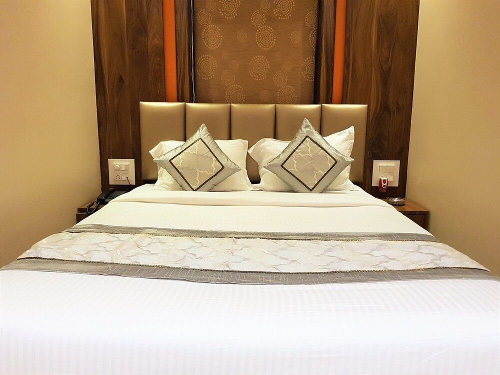 Hexa Nest Standard Double Room 6