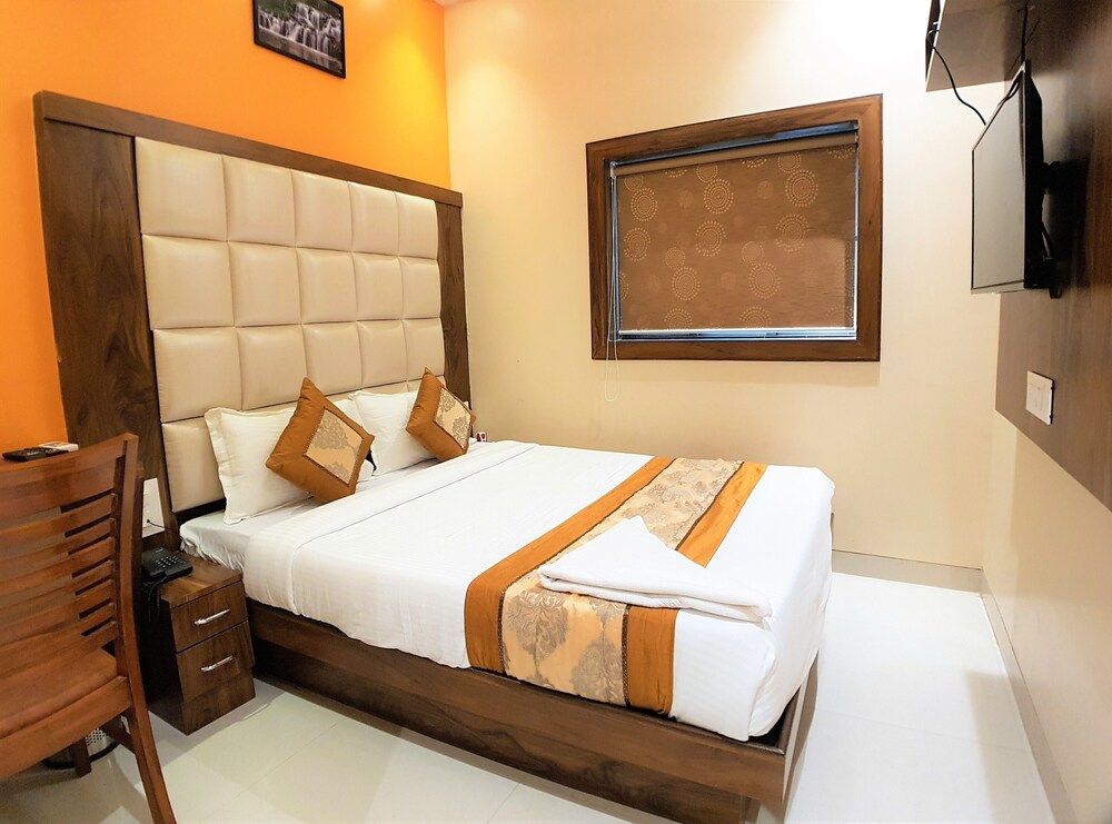 Hexa Nest Standard Double Room 4