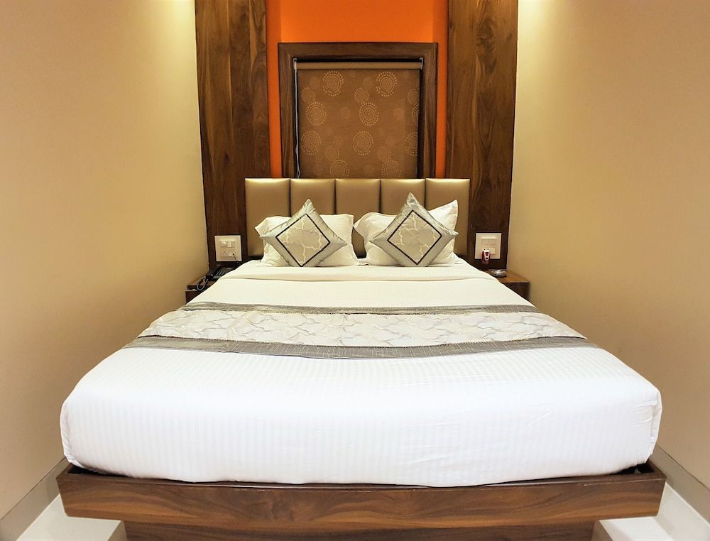 Hexa Nest Standard Double Room 11