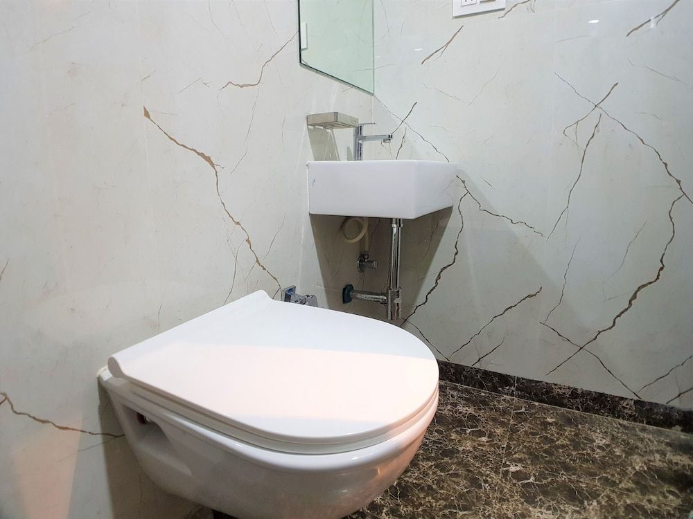 Hexa Nest Standard Double Room 14