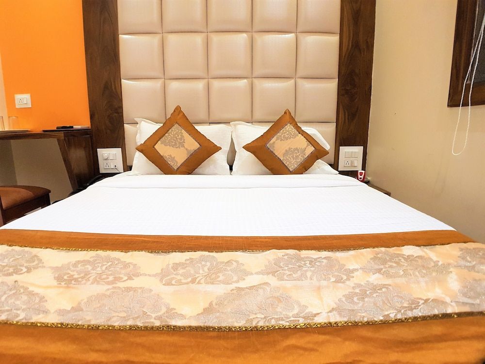 Hexa Nest Standard Double Room 12