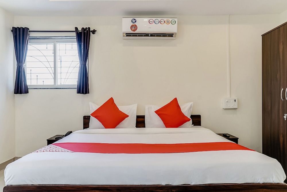 OYO 19363 United Star Hotel Double or Twin Room 2