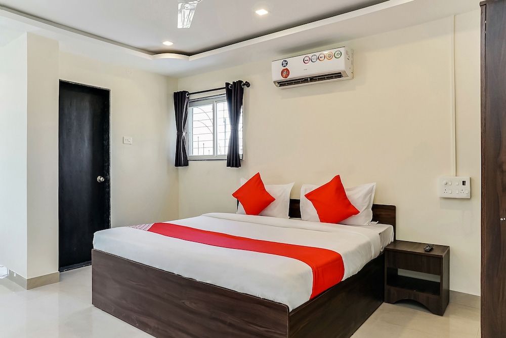 OYO 19363 United Star Hotel Double or Twin Room 3