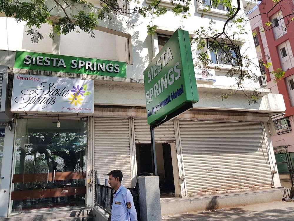 undefined Siesta Springs