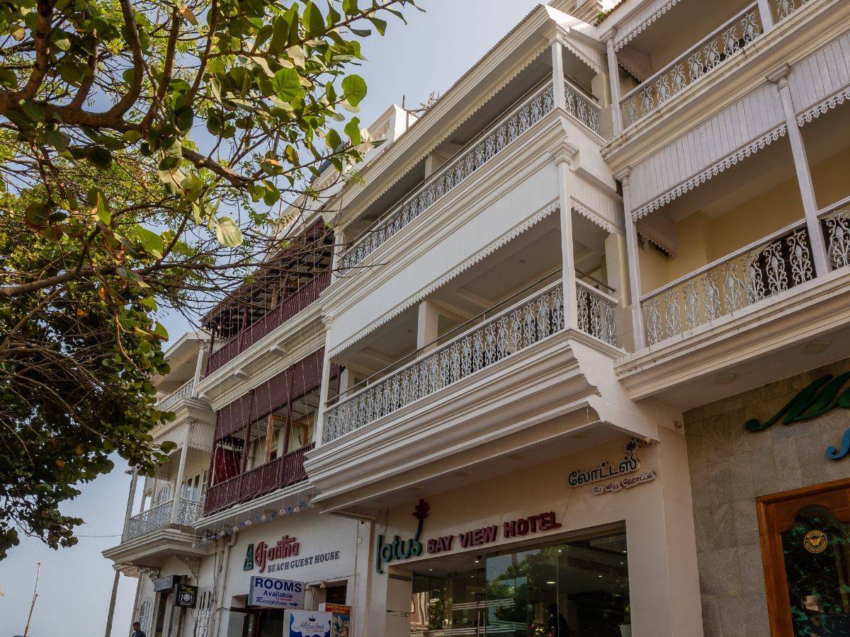 undefined Lotus Bay View Hotel 6