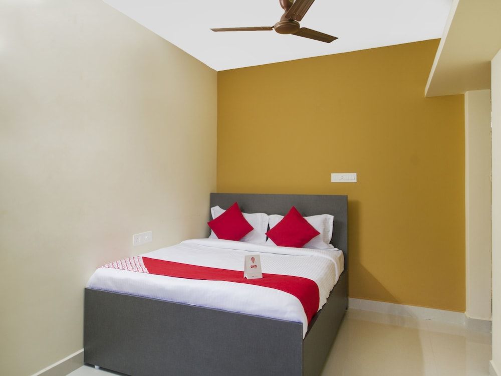 undefined OYO 13036 Home Spacious 2BHK ECR 7