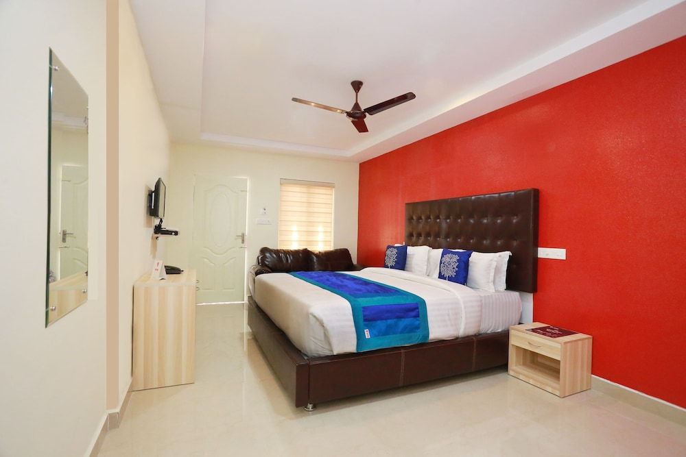 undefined OYO 10149 Noor Residency 4