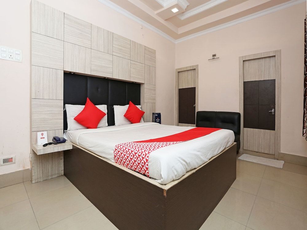 OYO 11888 Rasbehari Avenue Double or Twin Room 9