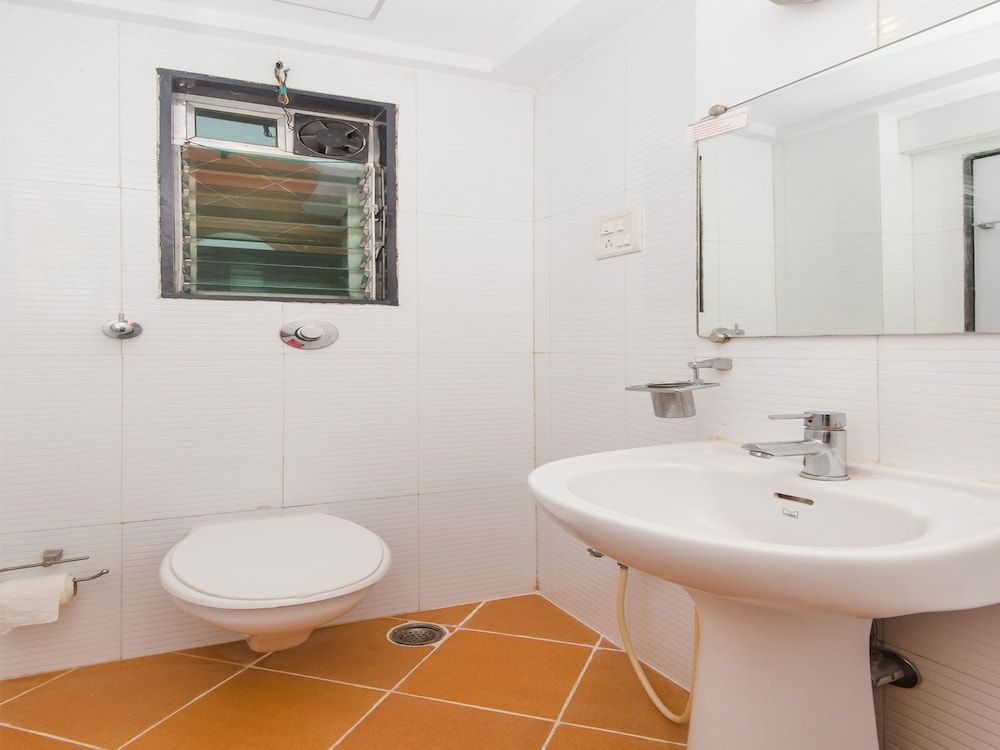 OYO 599 Hotel Whitefield Double or Twin Room 12