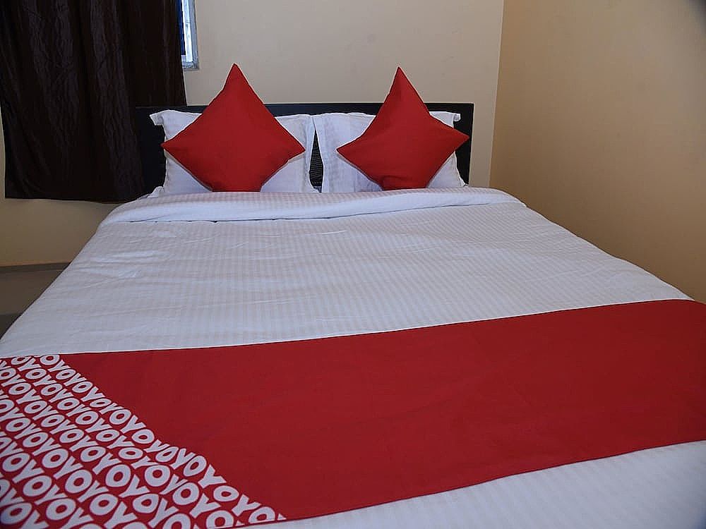 OYO 15071 Hotel Harsh Raj Residency Double or Twin Room 6