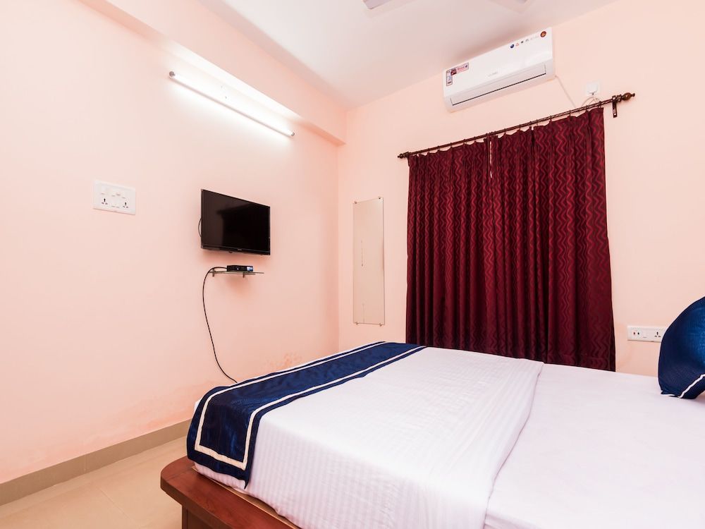 OYO 9311 Kolkata Residency Double or Twin Room 2