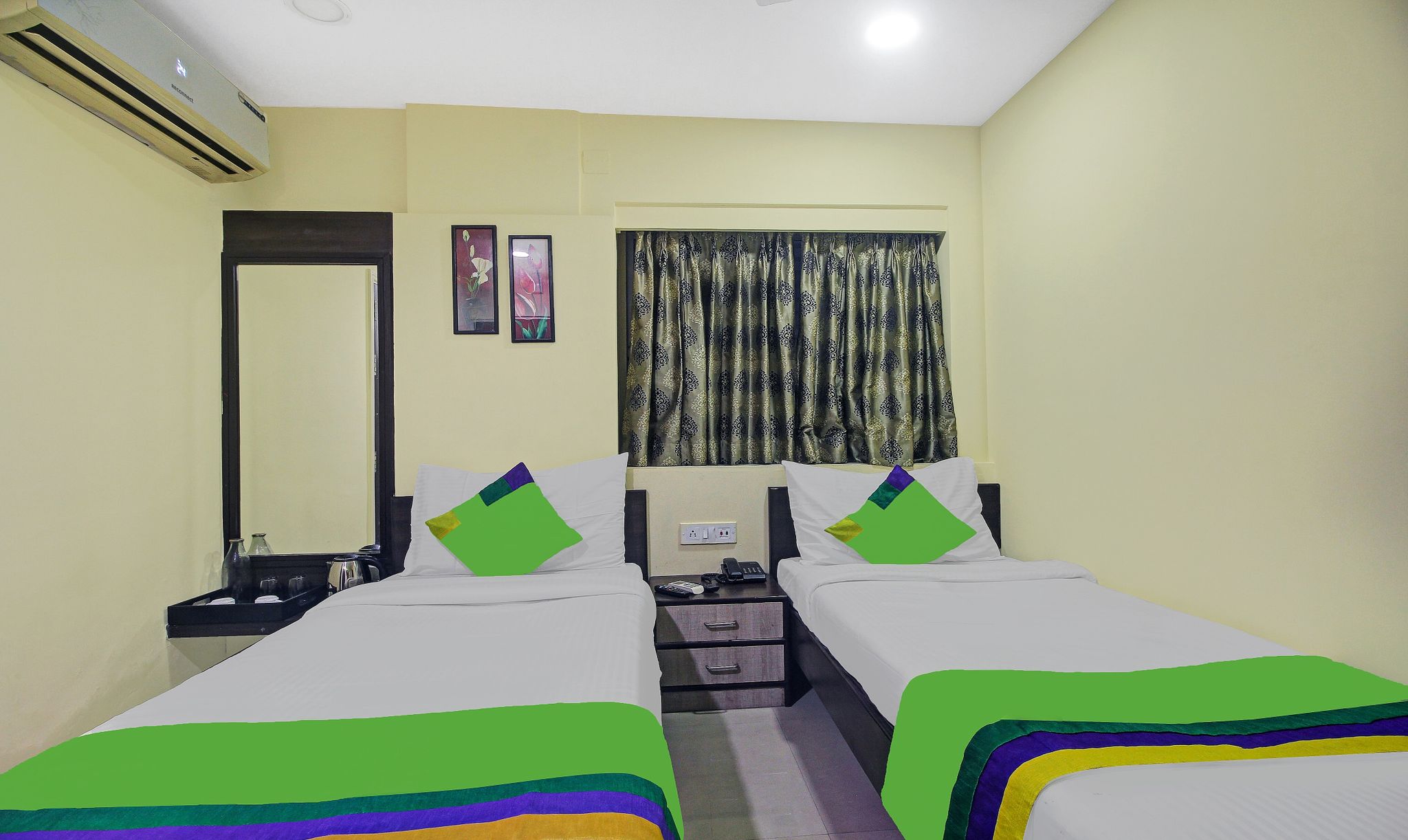 Treebo Naman'S Inn Near Kalighat Mandir Double Room 4