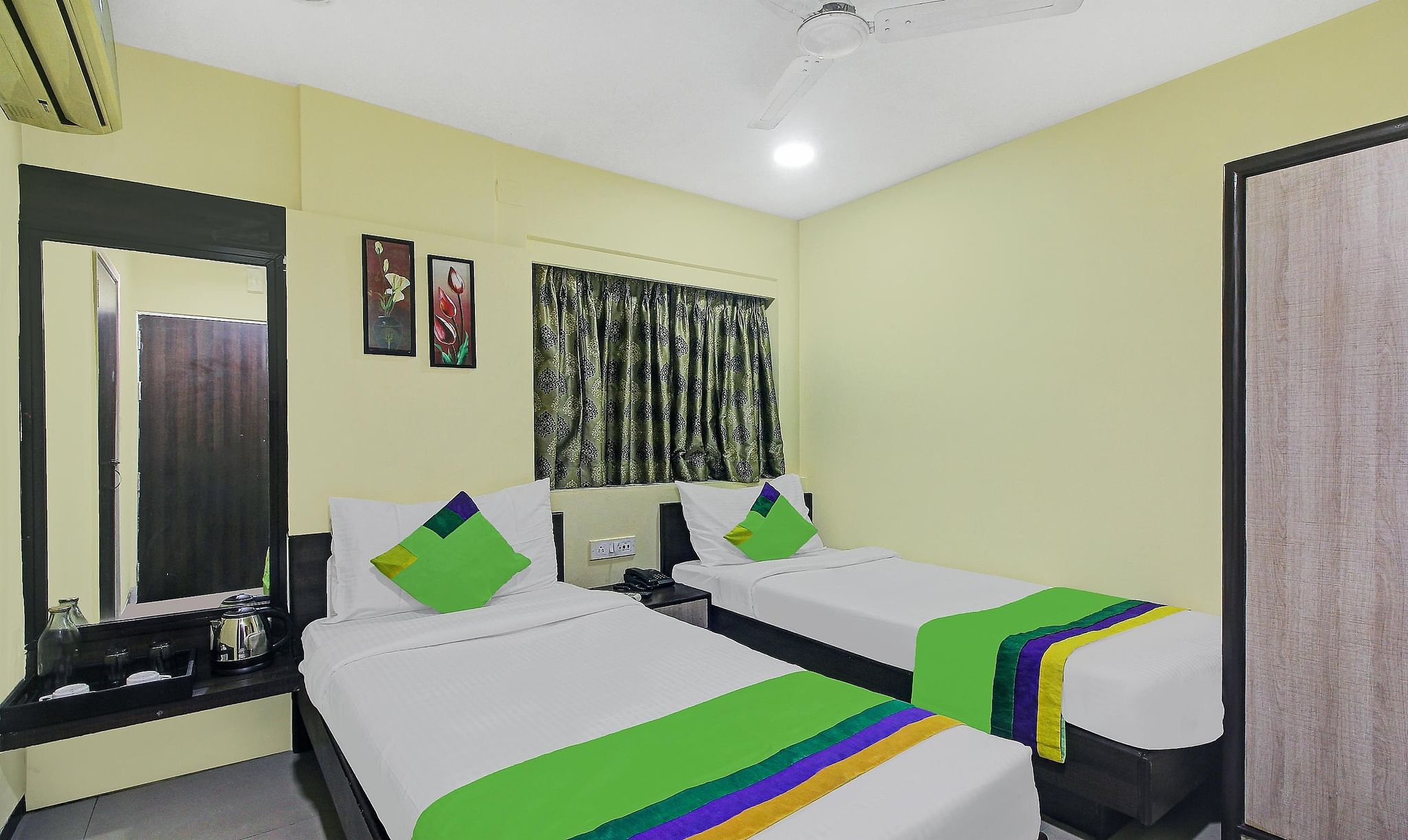 Treebo Naman'S Inn Near Kalighat Mandir Double Room 5