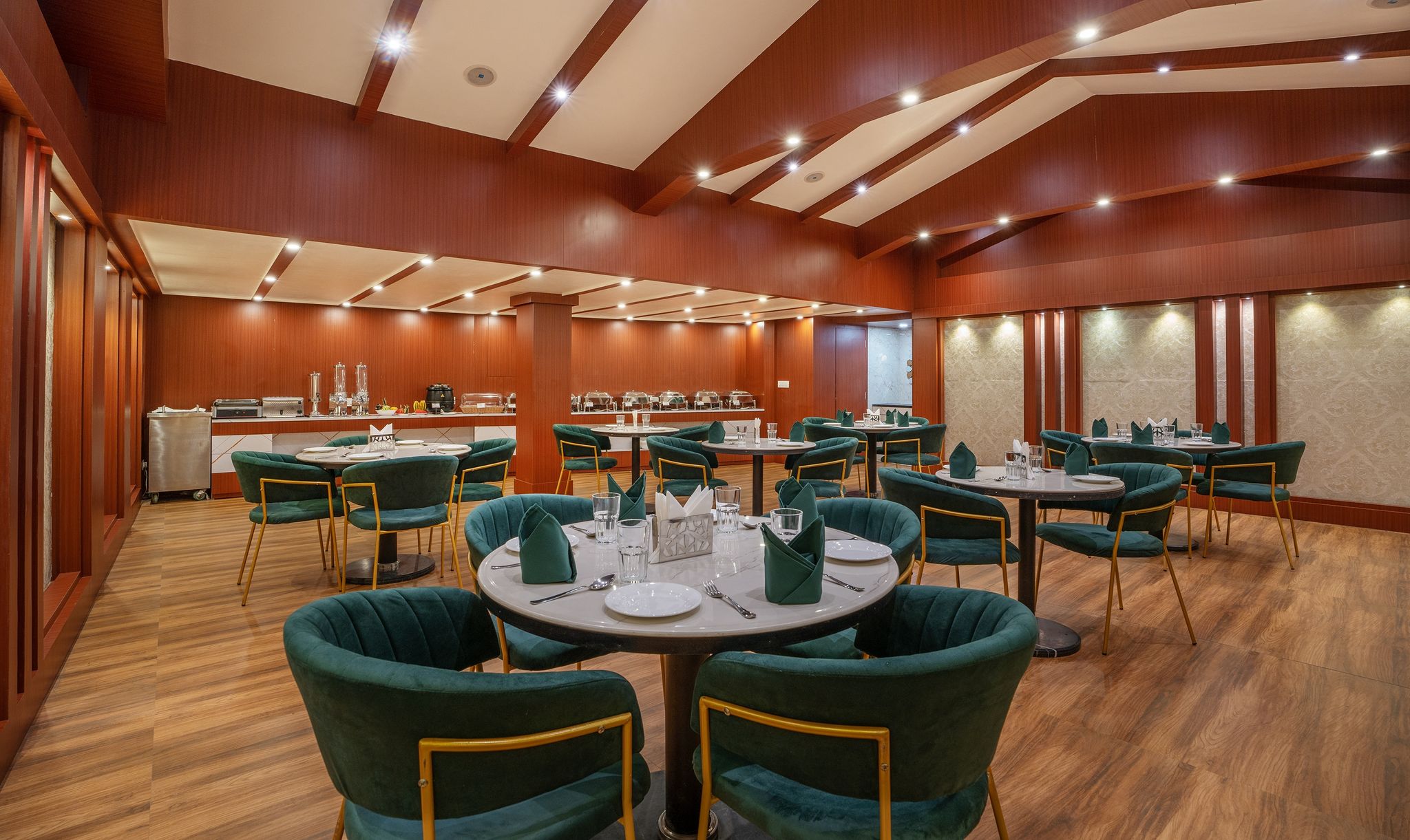undefined Alaya Hotel 9