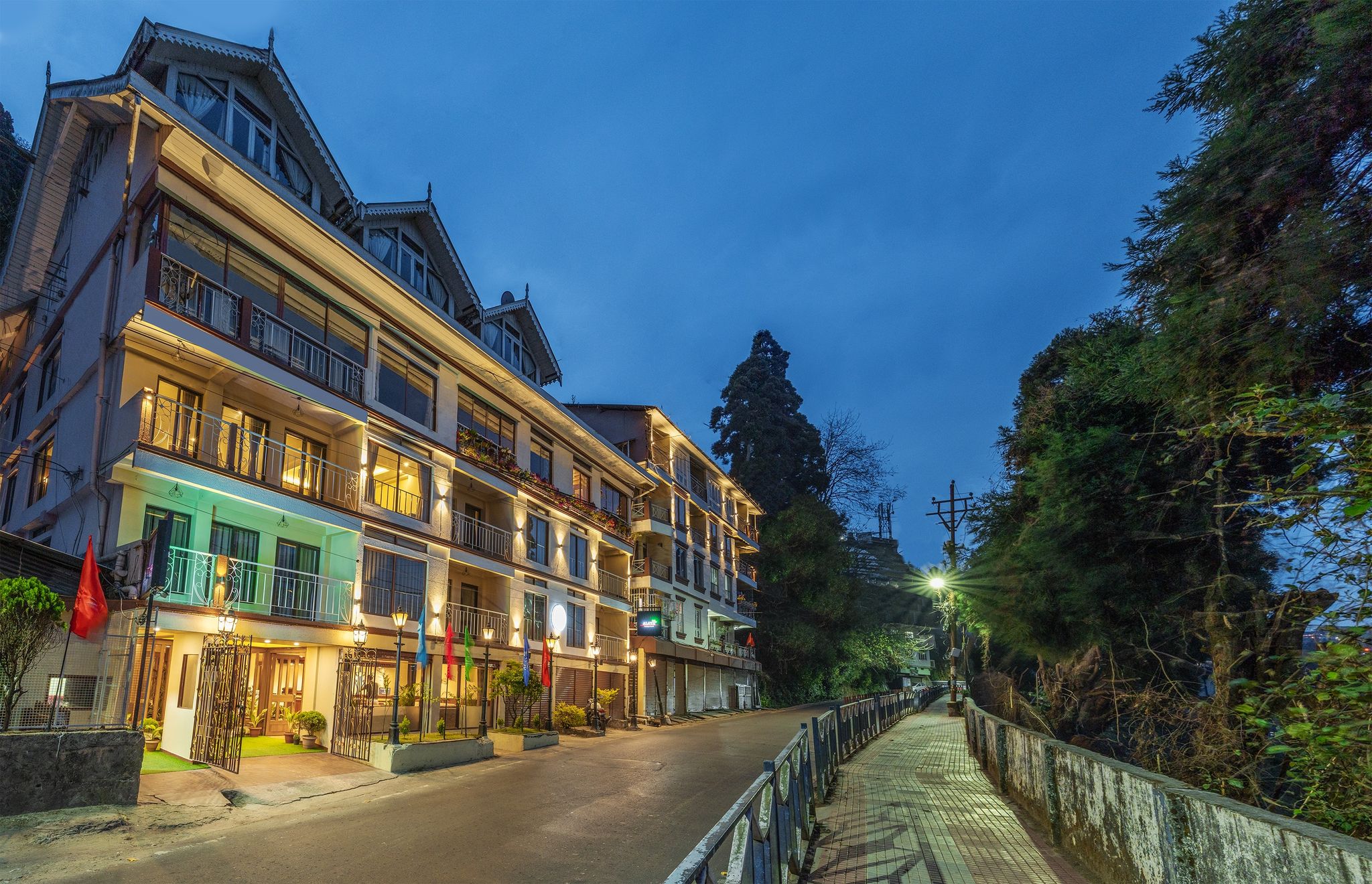 undefined Alaya Hotel 4