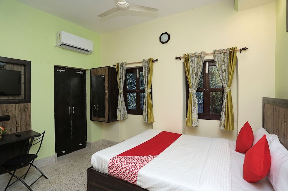 OYO 22297 Hotel 86b Double Room, 1 Queen Bed 3