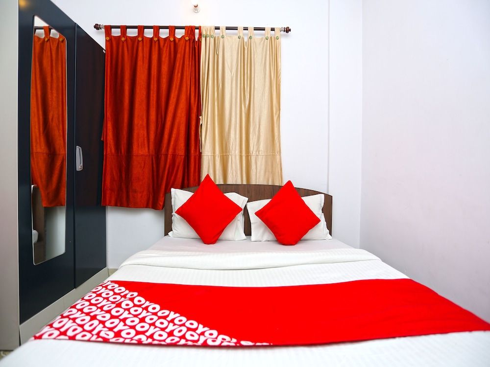 OYO 9980 Violet Guest House Double Room, 1 Queen Bed 5