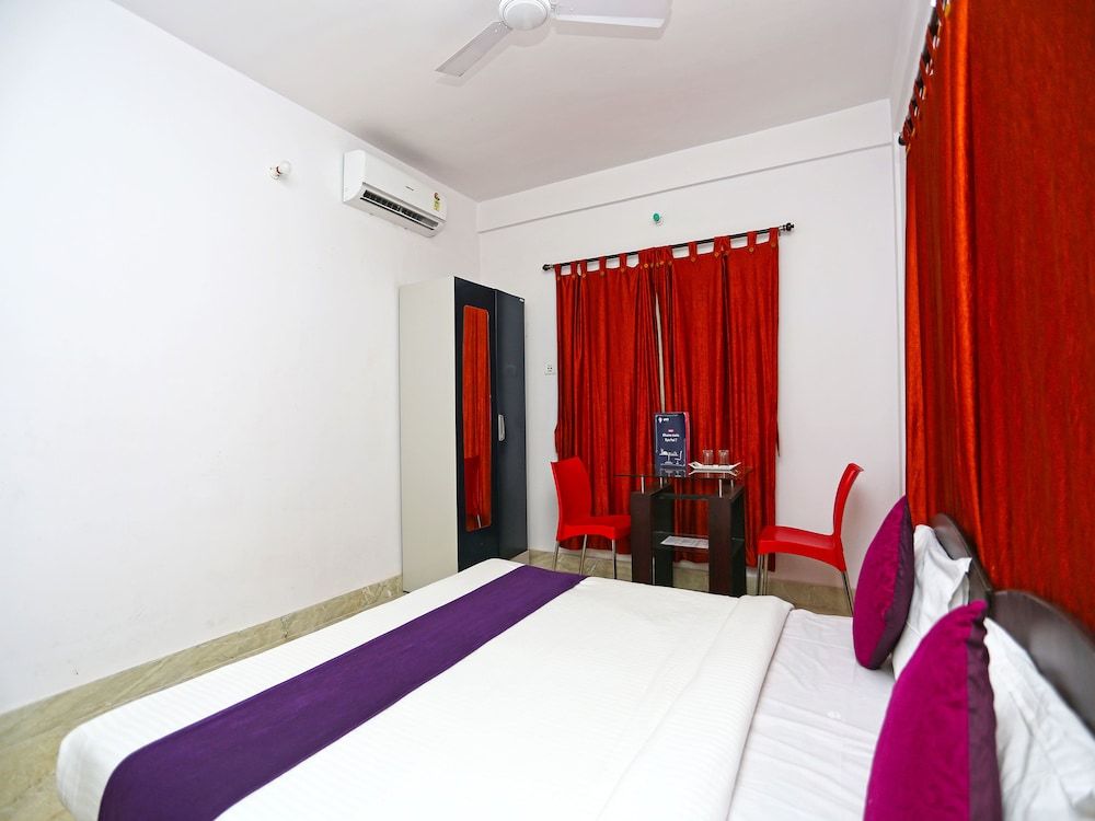 OYO 9980 Violet Guest House Classic Room 7