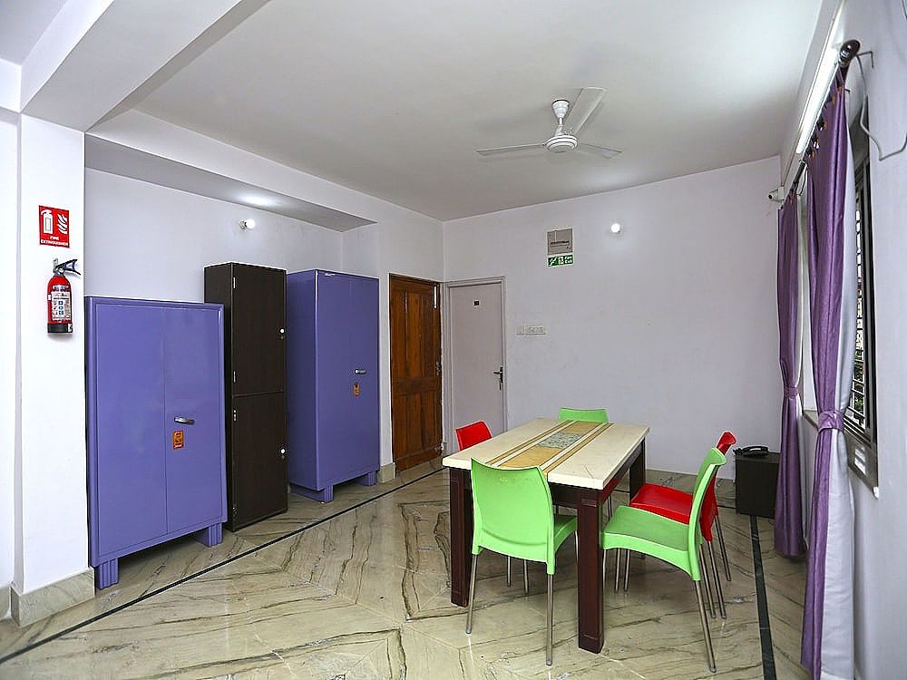 Food & Dining