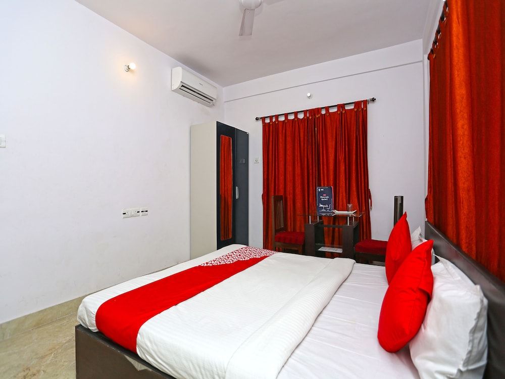 OYO 9980 Violet Guest House Classic Room 5