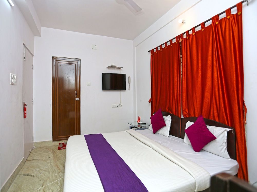OYO 9980 Violet Guest House Classic Room 19