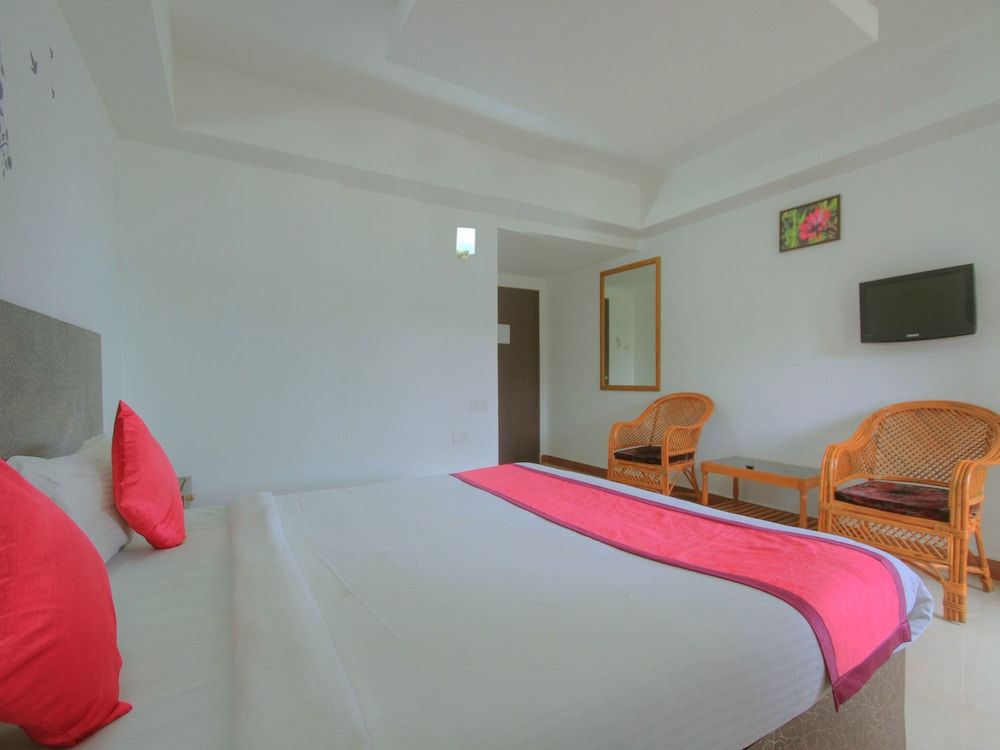 OYO 16965 Jia Stays Double or Twin Room 4